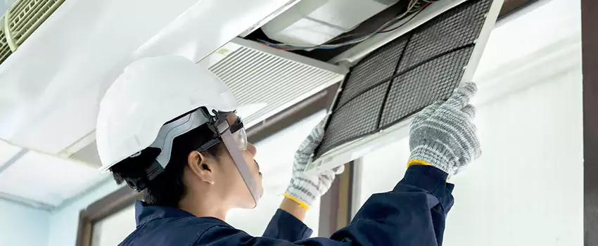 Signs of Clogged Air Ducts in Dollard des Ormeaux, QC